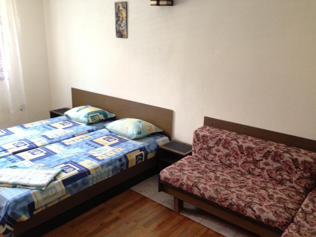 Yanis Guest House Sveti Vlas Værelse billede